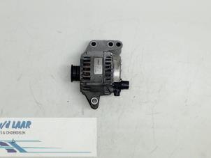 Gebruikte Dynamo Ford Fiesta 5 (JD/JH) 1.3 Prijs € 50,00 Margeregeling aangeboden door Autodemontage van de Laar