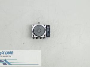 Gebruikte ABS Pomp Renault Modus/Grand Modus (JP) 1.2 16V Prijs € 160,00 Margeregeling aangeboden door Autodemontage van de Laar