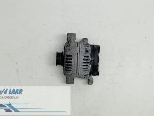 Gebruikte Dynamo Opel Zafira (M75) 1.6 16V Twin Port CNG Prijs € 90,00 Margeregeling aangeboden door Autodemontage van de Laar