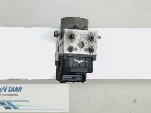 Gebruikte ABS Pomp Renault Kangoo (KC) 1.9 dTi Prijs € 120,00 Margeregeling aangeboden door Autodemontage van de Laar