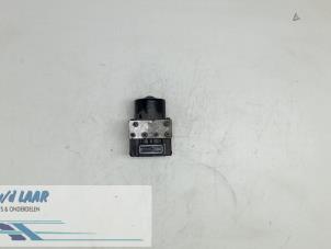 Gebruikte ABS Pomp Renault Twingo (C06) 1.2 Prijs € 150,00 Margeregeling aangeboden door Autodemontage van de Laar