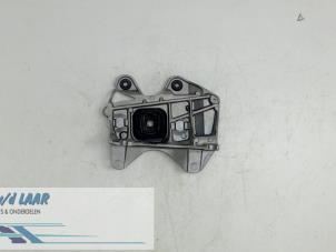 Gebruikte Motorsteun Renault Laguna III Estate (KT) 1.5 dCi 110 Prijs € 40,00 Margeregeling aangeboden door Autodemontage van de Laar