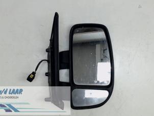 Gebruikte Spiegel Buiten rechts Opel Movano (4A1; 4A2; 4B2; 4B3; 4C2; 4C3) 3.0 CDTI 16V Prijs € 50,00 Margeregeling aangeboden door Autodemontage van de Laar