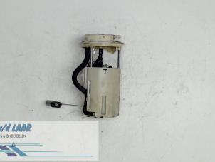 Gebruikte Tank element Pomp Renault Laguna II Grandtour (KG) 2.2 dCi 150 16V Prijs € 70,00 Margeregeling aangeboden door Autodemontage van de Laar