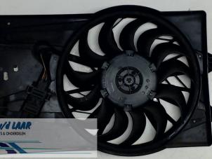 Gebruikte Koelvin Motor Ford Mondeo III Wagon 2.0 TDCi 115 16V Prijs € 100,00 Margeregeling aangeboden door Autodemontage van de Laar