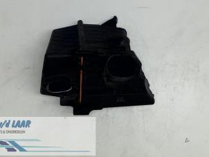 Gebruikte Luchtfilterhuis Skoda Fabia (6Y2) 1.9 TDi Prijs € 40,00 Margeregeling aangeboden door Autodemontage van de Laar