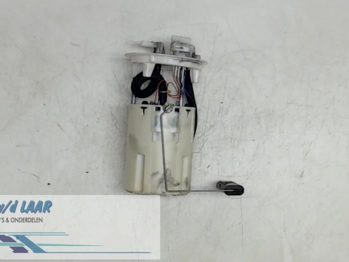 Gebruikte Tank element Pomp Fiat Punto II (188) 1.9 JTD 80 ELX 3-Drs. Prijs € 60,00 Margeregeling aangeboden door Autodemontage van de Laar