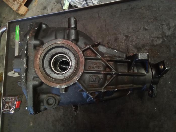 Differentieel achter van een Mercedes-Benz CLK (C209) 2.6 240 V6 18V 2003