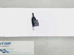 Gebruikte Schakelaar Dacia Sandero II 0.9 TCE 12V Prijs € 15,00 Margeregeling aangeboden door Autodemontage van de Laar