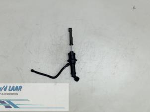 Gebruikte Koppeling Hulp Cilinder Dacia Sandero II 0.9 TCE 12V Prijs € 25,00 Margeregeling aangeboden door Autodemontage van de Laar