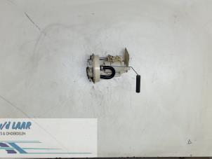 Gebruikte Benzinepomp Renault Twingo (C06) 1.2 Easy Phase I Prijs € 35,00 Margeregeling aangeboden door Autodemontage van de Laar