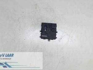 Gebruikte Module (diversen) Renault Twingo II (CN) 1.2 16V Prijs € 40,00 Margeregeling aangeboden door Autodemontage van de Laar
