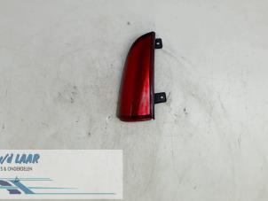 Gebruikte Reflector achterklep links Mercedes Vito (639.6) 2.2 115 CDI 16V Prijs € 40,00 Margeregeling aangeboden door Autodemontage van de Laar