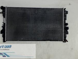 Gebruikte Radiateur Mercedes Vito (639.6) 2.2 115 CDI 16V Prijs € 25,00 Margeregeling aangeboden door Autodemontage van de Laar