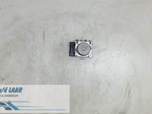 Gebruikte ABS Pomp Dacia Sandero I (BS) 1.6 MPI 85 Prijs € 150,00 Margeregeling aangeboden door Autodemontage van de Laar