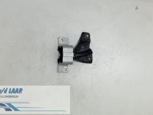 Gebruikte Motorsteun Dacia Sandero I (BS) 1.6 MPI 85 Prijs € 30,00 Margeregeling aangeboden door Autodemontage van de Laar
