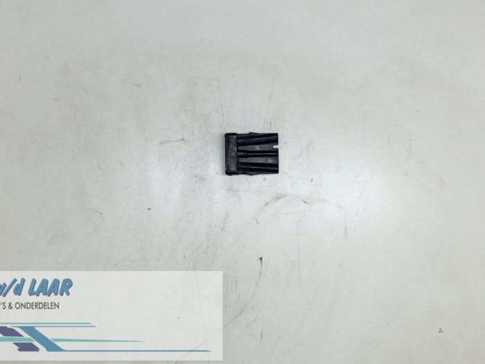 Gebruikte Module (diversen) Citroen C5 II Break (RE) 2.2 HDiF 16V Prijs € 40,00 Margeregeling aangeboden door Autodemontage van de Laar