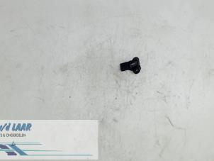 Gebruikte Sensor map (inlaatspruitstuk) Volkswagen Transporter/Caravelle T5 2.0 TDI DRF Prijs € 20,00 Margeregeling aangeboden door Autodemontage van de Laar