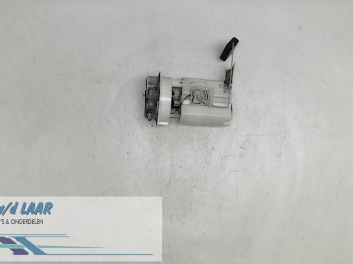Gebruikte Benzinepomp Citroen Xsara Coupé (N0) 2.0 16V Prijs € 50,00 Margeregeling aangeboden door Autodemontage van de Laar
