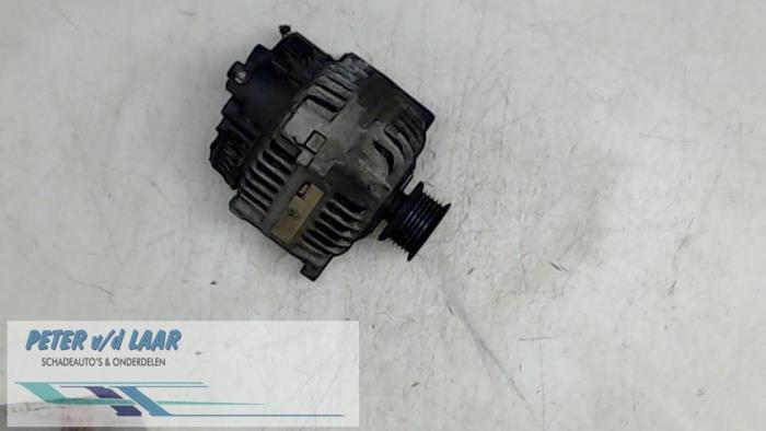 Gebruikte Dynamo Volkswagen Golf III Variant (1H5) 1.6 Prijs € 35,00 Margeregeling aangeboden door Autodemontage van de Laar