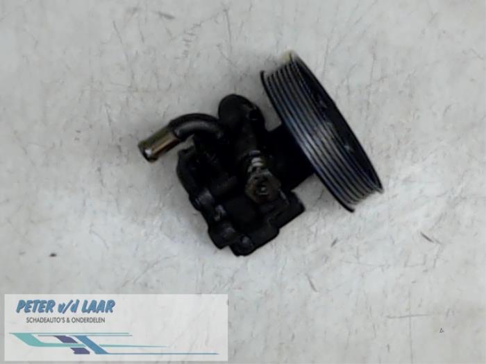 Gebruikte Pomp Servo Volkswagen Golf IV Variant 4Motion (1J5) 1.9 TDI 100 Prijs € 100,00 Margeregeling aangeboden door Autodemontage van de Laar