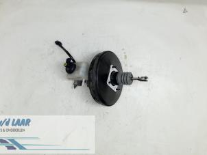 Gebruikte Rembooster Dacia Logan MCV (KS) 1.6 16V Prijs € 80,00 Margeregeling aangeboden door Autodemontage van de Laar