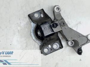 Gebruikte Motorrubber Dacia Logan MCV (KS) 1.6 16V Prijs € 60,00 Margeregeling aangeboden door Autodemontage van de Laar