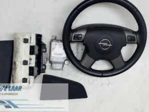 Gebruikte Module + Airbag Set Opel Signum (F48) 1.8 16V Prijs op aanvraag aangeboden door Autodemontage van de Laar
