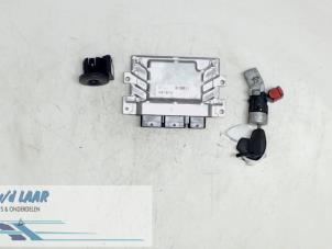 Gebruikte Computer Motormanagement Renault Kangoo Express (FW) 1.6 16V Prijs € 300,00 Margeregeling aangeboden door Autodemontage van de Laar