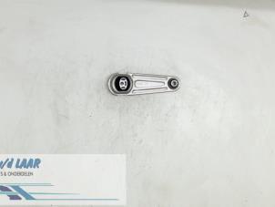 Gebruikte Motorrubber Renault Kangoo Express (FW) 1.6 16V Prijs € 50,00 Margeregeling aangeboden door Autodemontage van de Laar