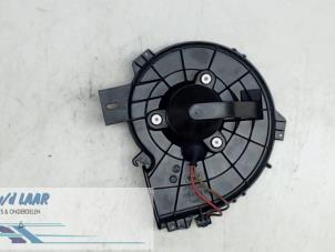 Gebruikte Aanjager Opel Corsa C (F08/68) 1.2 16V Prijs € 50,00 Margeregeling aangeboden door Autodemontage van de Laar