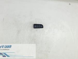 Gebruikte Schakelaar (diversen) Diversen Diversen Prijs € 20,00 Margeregeling aangeboden door Autodemontage van de Laar