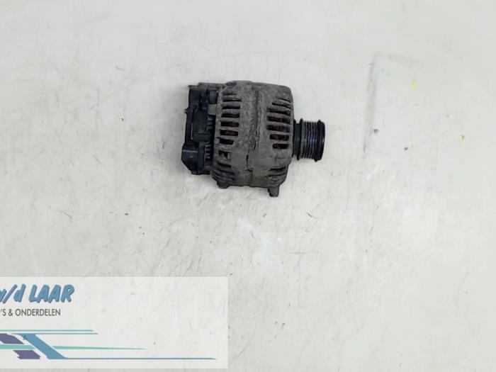 Dynamo van een Volkswagen Polo IV (9N1/2/3) 1.4 TDI 75 2004