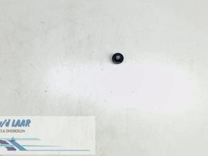 Gebruikte Start/Stop schakelaar Renault Megane II Grandtour (KM) 1.6 16V Prijs € 15,00 Margeregeling aangeboden door Autodemontage van de Laar