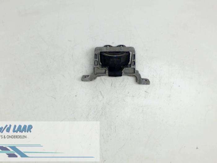Gebruikte Motorrubber Ford Focus 2 1.6 Ti-VCT 16V Prijs € 40,00 Margeregeling aangeboden door Autodemontage van de Laar