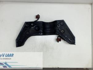 Gebruikte Subframe Volkswagen Polo IV (9N1/2/3) Prijs € 80,00 Margeregeling aangeboden door Autodemontage van de Laar