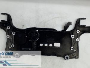 Gebruikte Subframe Volkswagen Passat Variant (3C5) 2.0 TDI 140 Prijs € 150,00 Margeregeling aangeboden door Autodemontage van de Laar