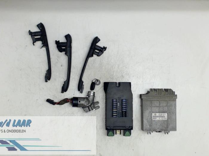 Gebruikte Computer Motormanagement Volkswagen LT II 28/31/35 2.5 Sdi Prijs op aanvraag aangeboden door Autodemontage van de Laar