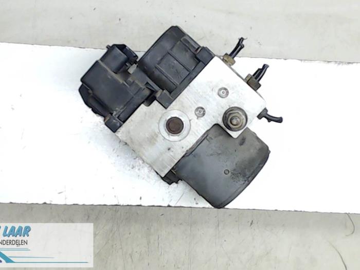 Gebruikte ABS Pomp Peugeot Partner 1.9 D Prijs € 120,00 Margeregeling aangeboden door Autodemontage van de Laar