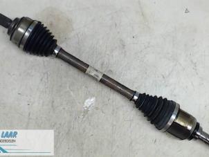 Gebruikte Steekas links-voor Dacia Sandero II 1.5 dCi 90 Prijs € 150,00 Margeregeling aangeboden door Autodemontage van de Laar