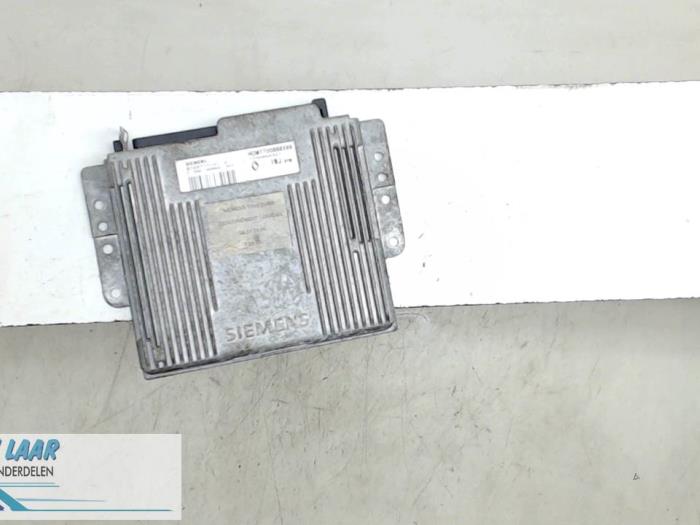 Gebruikte Computer Motormanagement Renault Megane (BA) 2.0i ,Autom. Prijs € 100,00 Margeregeling aangeboden door Autodemontage van de Laar