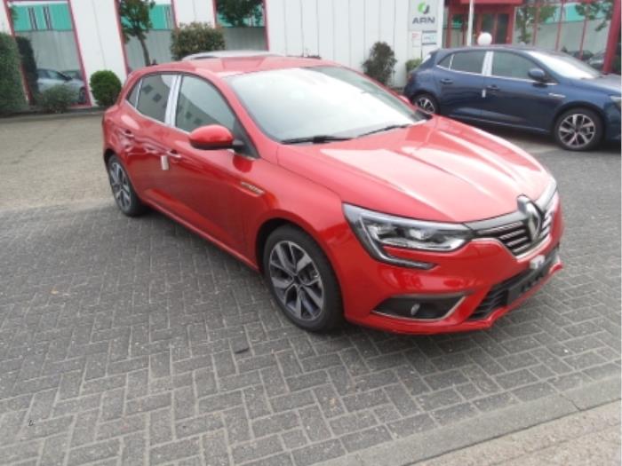 Gebruikte Dynamo Renault Megane IV (RFBB) 1.5 Energy dCi 110 Prijs € 180,00 Margeregeling aangeboden door Autodemontage van de Laar
