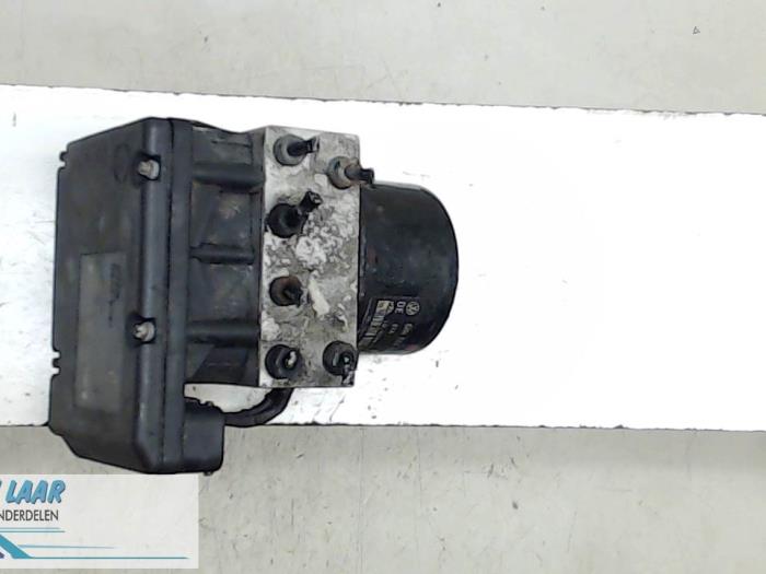 Gebruikte ABS Pomp Volkswagen Lupo (6X1) Prijs € 35,00 Margeregeling aangeboden door Autodemontage van de Laar