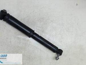 Gebruikte Schokbreker rechts-achter Renault Grand Scénic III (JZ) 1.6 16V Bifuel Prijs € 40,00 Margeregeling aangeboden door Autodemontage van de Laar