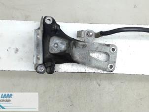 Gebruikte Motorsteun Audi A5 Prijs € 50,00 Margeregeling aangeboden door Autodemontage van de Laar