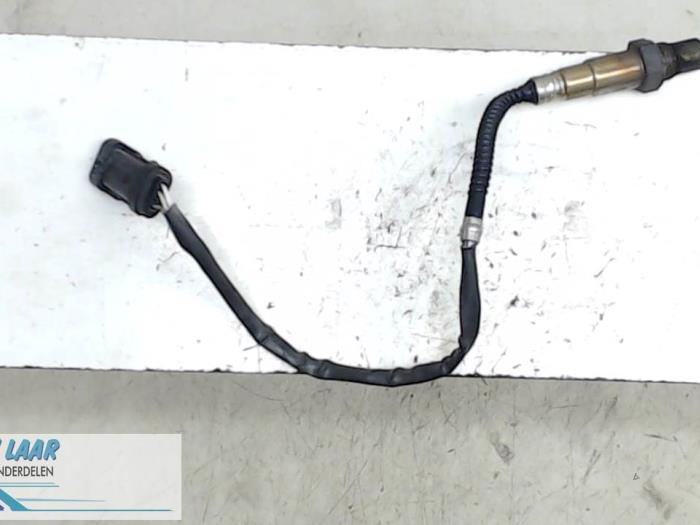 Gebruikte Lambda Sonde Renault Megane II CC (EM) 1.6 16V Prijs € 40,00 Margeregeling aangeboden door Autodemontage van de Laar