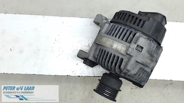 Gebruikte Dynamo BMW 3 serie Touring (E36/3) 316i Prijs € 35,00 Margeregeling aangeboden door Autodemontage van de Laar