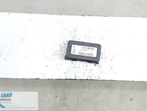 Gebruikte Esp Duo Sensor Renault Scénic III (JZ) 1.5 dCi 105 Prijs € 50,00 Margeregeling aangeboden door Autodemontage van de Laar