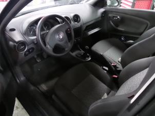 Gebruikte Module + Airbag Set Seat Ibiza III (6L1) 1.4 16V 85 Prijs op aanvraag aangeboden door Autodemontage van de Laar