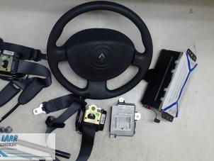 Gebruikte Module + Airbag Set Renault Scénic II (JM) 1.6 16V Prijs op aanvraag aangeboden door Autodemontage van de Laar